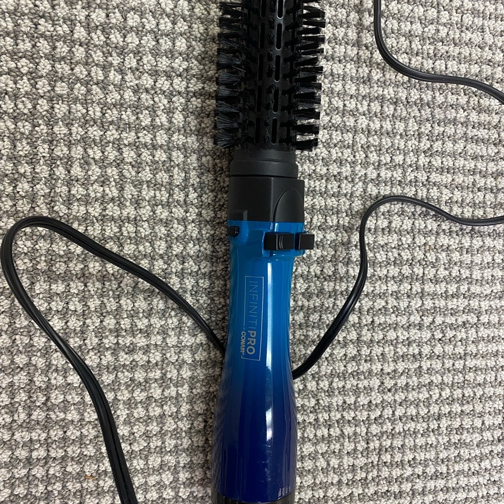 InfinitiPRO Blue Hot Air Styling Brush - Women's Hair Tool